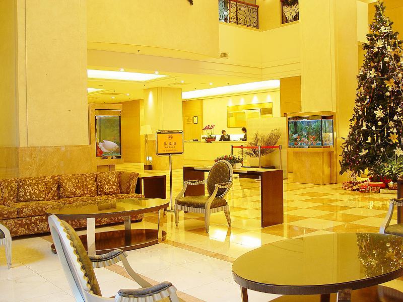 Chateau De Chine Hotel Taoyuan Exterior photo